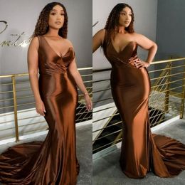 Brown Junior Bridesmaid Dresses Mermaid One Shoulder Long Bridesmaid Dress Elastic Satin Gowns For Black Women Wedding Guest's Wear in Wedding NR057