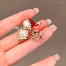 Brooches Lovely Shining Christmas Snowman For Women Rhinestone Enamel Metal Lapel Pins Sweater Scarf Badges Year Gift