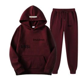 Mens Tracksuits Mens Designer Ess Tracksuit Hoodie Season 19 Colors Main High Street Letter New Sweater Set Mens and Womens Ess Hooded Jacket Yxp6 Cv9m
