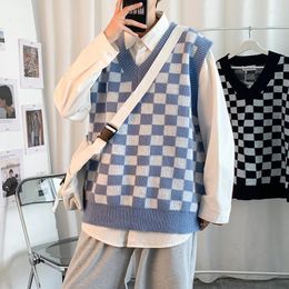 Men's Vests Japan Retro V-neck Vest Men Trendy Preppy Oversize Sleeveless Plaid Sweaters Vintage Contrast Colour Knitted V43