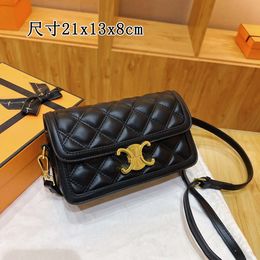 Women s Diamond Grid Chain Small Square Fashionable and Versatile High end Single Shoulder Crossbody Tofu Bag Live Broadcast factory direct sales