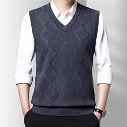 Men's Vests Men Knitted Vest Autumn Winter V Neck Sleeveless Knitwear Geometric Rhombus Solid Color Windproof Casual Male Waistcoat