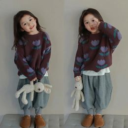 Barn Klädflickor Tröja Autumn and Winter Korean Style Tulpan Flower Pullover Treater Fashion Stylish Top 240129