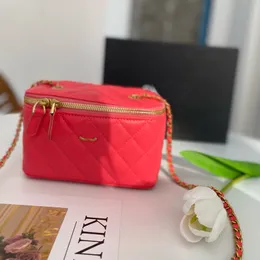 11/15.5cm Women Designer Makeup Bag Lambskin Leather Gold Ball Hardware Matelasse Chain Rivets Decoration Zipper Vanity Box Cosmetic Case Purse Shoulder Handbag