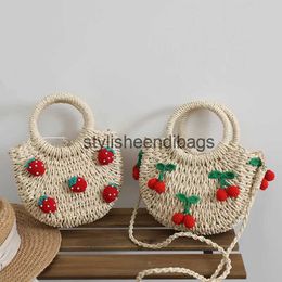 Shoulder Bags 2023 New Cute Cherry Small Fresh Straw Bag Hand-woven Strawberry Messenger Beach Women Purses Fashion SummerH24217