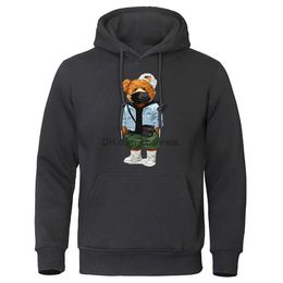 Men's Hoodies Sweatshirts Teddy Bear With Hands In Pockets And Masks Mens Hoodie Street Casual Sweatshirt Crewneck Fleece Loose Hoody New Pullover Hooded T240217