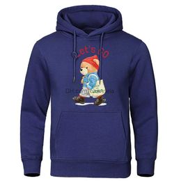 Men's Hoodies Sweatshirts Fashion Teddy Bear LetS Go Travel The World Mens Hoodie New Street Casual Sweatshirt Fleece Loose Hoody Casual Pullover Hoody T240217