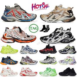 Luxury Runners 7.0 Men Designer Track Casual Shoes Paris Transmit Sense Runner 7 Women Graffiti White Black Blue Red Trainers Sneakers Jogging Big Size 12