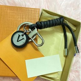 Luxury Designer Keychains Lovers Car Key chains Brand metal Leather Keychain letter key Rings for Men Women Fashion Bags Pendant Charm Keyring with Original gift box