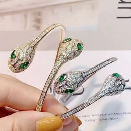 2024Bulgarilies Bracelet Designer Women Top Quality Full Diamond Snake Ring Women's Green Eyed Snake Head Double Head Snake Bracelet With Adjustable Openingq4