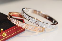 2024 Gold Diamond Bracelet Female Stainless Steel Designer Couple Bracelet Width 7MM Diamond Valentines Day Gift Girlfriend Jewellery Designer BraceletQ2