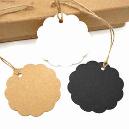 Labels Tags White Black Brown Kraft Paper Tags Flower Shaped Label Luggage Wedding Note Blank Price Hang Tag 6*6cm 100pcs/lot Q240217