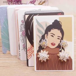 Labels Tags 50Pcs/Lot Earring Card Four Holder 5x7cm Hot Girl /Abstract painting paper card Jewelry Accessory Package Cards Q240217