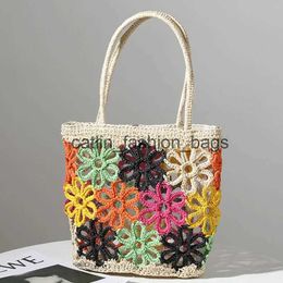 Totes straw bag summer fresh and hollow flowers hand-woven womens hand-held seaside vacation beachH24217