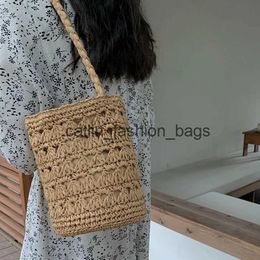 Shoulder Bags straw woven bag 2022 new summer hand all-match hollow bucket rattan womensH24217