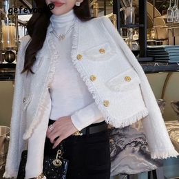 Women French Style Elegant Luxury Design Tassel Button Cardigan Jacket Spring Autumn Fashion V Neck White Long Sleeve Loose Coat 240124