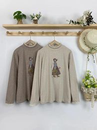 Women's T Shirts Spring Sweet Long Sleeve Embroidered Top Shirt Women Basic Casual Tops 823-531