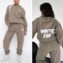 White Fox Hoodie Sets Designer Tracksuit Women Men Piece Woman Clothes Clothing Set Sporty Long Sleeved Pullover Hooded Tracksuits Spring