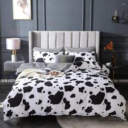 Bedding Sets Cartoon Set Cow Print Duvet Cover Black White Comforter Milk Bedspreads Reversible Plaid Grid Room Decor