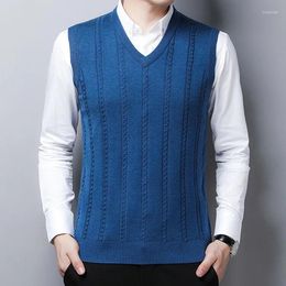 Men's Vests Men Wool Vest Waistcoat 2024 Spring Autumn V-Neck Sleevelesss Striped Man Sweater