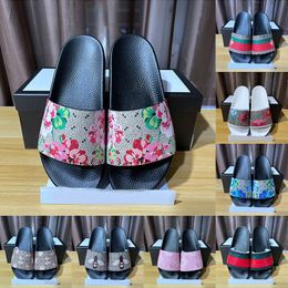 Unisex Designer Sports Slides Homens Mulheres pantoufle slides flat plate-forme sandálias de piscina flip flop bee blooms luxurys flip flop borrachas sapatos de chinelo