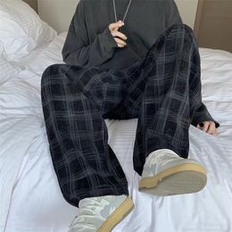 Men Chequered Casual Pants Loose Straight Corduroy Pants Sweatpants Man Fashion Streetwear 2023 Spring Hip Hop Trousers y240125