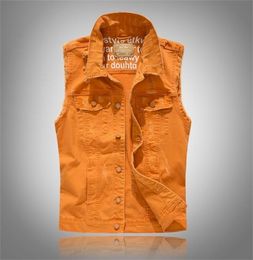 Spring Autumn Mens Vintage Denim Vest Male Orange Sleeveless Jackets Men Rivet Hole Jeans Waistcoats Big Size M5xl Y2011239302004