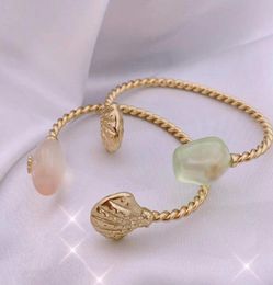 Fashion Real 18K Gold Plated Resin GreenPink Crystal Shell Cuff Bracelet Cuff Bangle Letter Chian Brand gift1628564