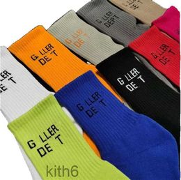 Cotton Socks for Men and Women Classic Alphabet Breathable Mixed with Football Basketball Sports for Women Canada Men 100% Organic Sports Socks White 35EE