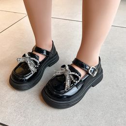 Children Loafers for Girls Black Glossy Spring and Summer UK Uniform School Shoes Pearls Round-toe Kids Shoes Simple 240122