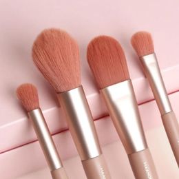 Makeup Brushes 7PCS Brush Set&Kit Super Soft Fiber High Quality Face&Eye Foundation Eyeshadow Powder Blending Women Tool