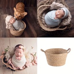 born Pography Props Accessori Natural Straw Handwoven Basket Fotografia Infantil Baby Milestone Po Shoot y240125