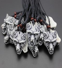 COOL 12PCS Boy Men039s Imitation Yak Bone Carving White Wolf Head Pendants Amulets Necklaces Gift MN3041569813