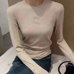 2024 Women Base Tshirt Fashion Embroidery Flower Pattern Wool Knit with Long Sleeve Opening Button Design Lady Slim Fit Sweaters Motion current 661ess