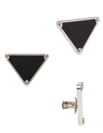 Triangle Geometric Logo clipon single Stud earring European American Exaggerated Simple Personality Women Letter P Wild Temperam9536667