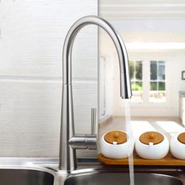 Kitchen Faucets Brass Faucet Brushed Nickel Sink Taps Rotatable And Pull Down Spray Water Single Handle & Cold Mixer