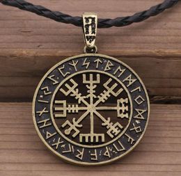 Viking pirate compass Necklace Rune alloy men039s popular jewelry3594592