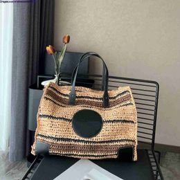 Designer Bag Tote Tote Bag Luxury High Quality Brand Handheld Knitted Plush Bag Fashion Shopping Bag Beige Outdoor Travel 5A