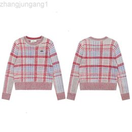 24SS Designer Viviane Westwood Viviennewestwood Hoodie West wood Empress Dowager Saturn Love Plaid Woven Bag Knitted Wool Sweater