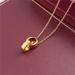 2024 kadın için kadın kolye aşk takı altın kolye çift yüzük paslanmaz çelik mücevher moda oval birbirine taşıyan halkalar klaviküler zincir kolyeler tasarım