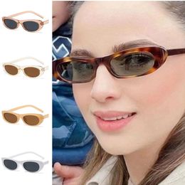 Fashion Sunglasses Personality Retro Sun Glasses Small Frame Adumbral Anti-UV Spectacles Unisex Eyeglasses Oval Ornamental