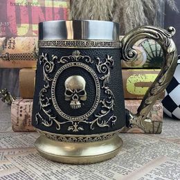 Tumblers 600ml Imitation Retro Shield Death Skeleton Bronze Mug Tankard Stainless Steel Resin Mediaeval Leather Beer Stein Resin Golden T240218