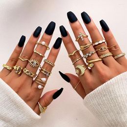 Cluster Rings IPARAM Punk Women's Set Crystal Eyes Leaves Star Moon Vintage Bohemia Finger For Women Fashion Jewelry Wholesale