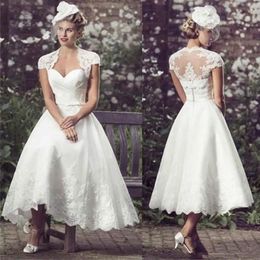 Vintage Tea Length Garden Wedding Dress With Short Wrap Cap Short Sleeves Sweetheart Neck Lace Appliques Ivory Satin A Line Bridal Gowns For Women