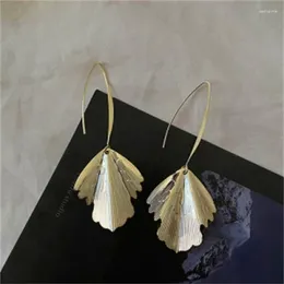 Dangle Earrings Vintage Ginkgo Leaf Hanging For Women Gold Color Metal Piercing Exquisite Fashion Jewelry Female Bijoux