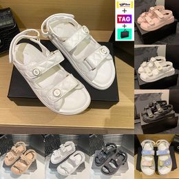 Designer Dad Sandalen Frauen Grandad Sandal Beach Slipper Magic Tape Gurte gesteppte flache Frauen rutschen Innenschuh im Freien Rutschblocke Damenschuhe Schuhe