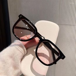 Sunglasses Fashion Trendy Square Shape Rivets Decoration Women's Glasses Anti-glare Outdoor Activity Male Female Sun