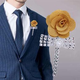 Men's Corsage Rhinestone Pearl Light Gold Groom Suit Pin Business Party Knot Wedding Dress Accessories XH054 Decorative Flowe189S