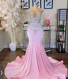 Long Pink Mermaid Prom Dreess 2024 럭셔리 반짝 반짝 빛나는 파란색 다이아몬드 모조 다이나 스톤 이브닝 가운 흑인 소녀 댄스 갈라 가운 가운 0219