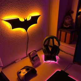 ZK20 Modern Wooden Wall Lamp Bat Atmosphere Night Light LED Decorative Background Wall Lamp USB Plug-in Remote Control C003